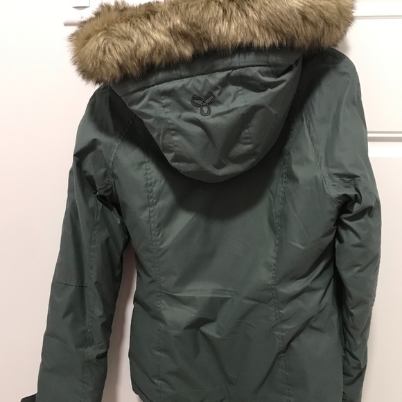 Tna The Summit Parka Short- good condition - Picture 1 of 6